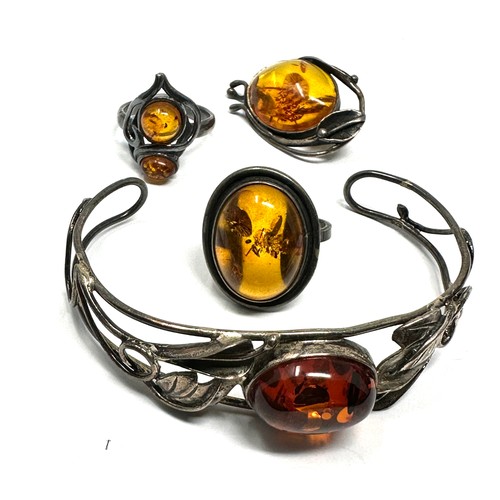 366 - 4 X .925 Amber Set Jewellery (32g)