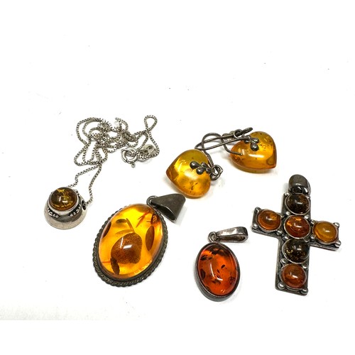 365 - 5 X .925 Amber Set Jewellery (24g)