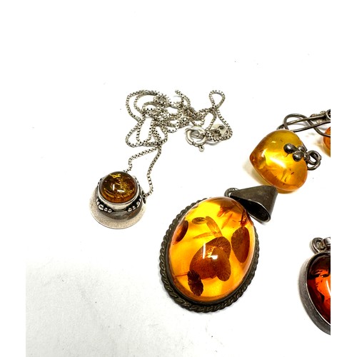 365 - 5 X .925 Amber Set Jewellery (24g)