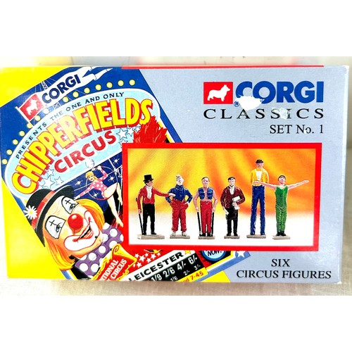 58 - Original Corgi Classics Set Nº 1 and 2 - Six Circus Figures - CHIPPERFIELDS - Boxed