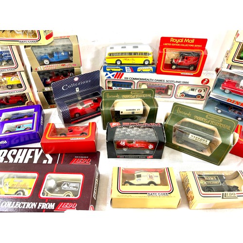 22 - Selection of vintage and later advertising vehicles to include Royal Mail, Lledo, Corgi, Days gone e... 