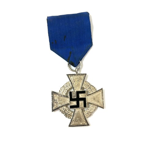 441 - WW2 Third Reich 25 years faithful service medal