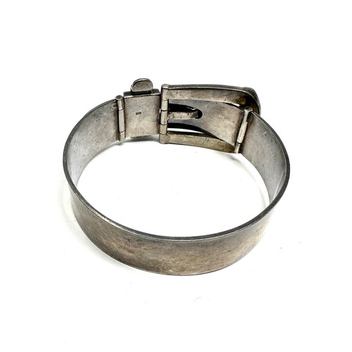 332 - .925 buckle bangle (69g)