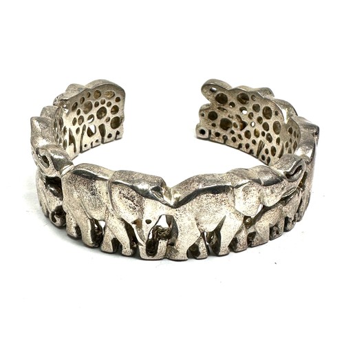 307 - .925 elephant design bangle (58g)