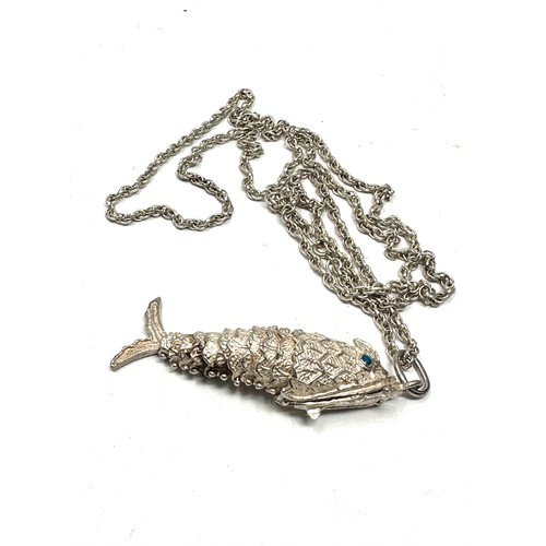 337 - .925 articulated lucky fish pendant necklace (31g)