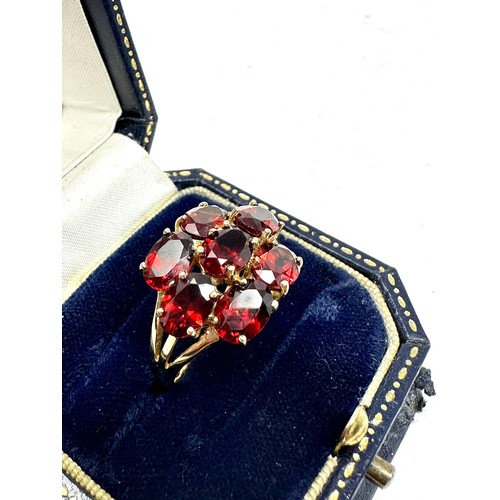 244 - 9ct gold garnet & red paste cluster ring (5g)