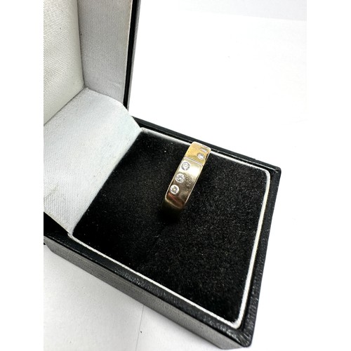 161 - 18ct gold vintage diamond set band ring (4g)