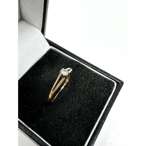 179 - 9ct gold vintage diamond set solitaire ring (1.1g)