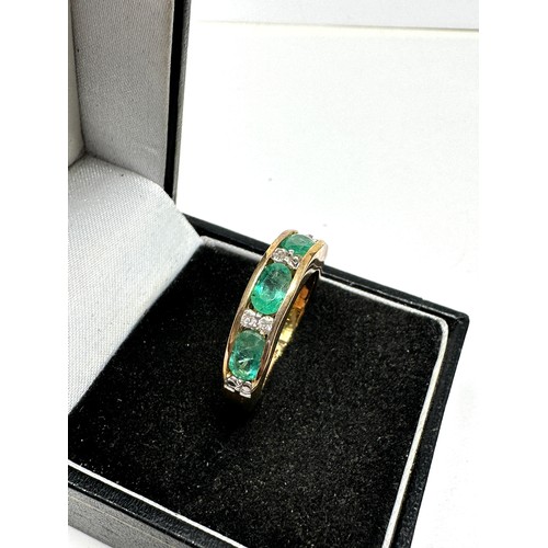 184 - 9ct gold emerald and diamond ring (3.4g)