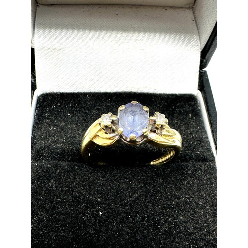 235 - 18ct gold vintage tanzanite and diamond set trillogy ring (4g)