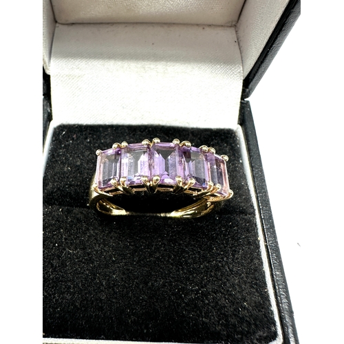 72 - 9ct gold amethyst ring