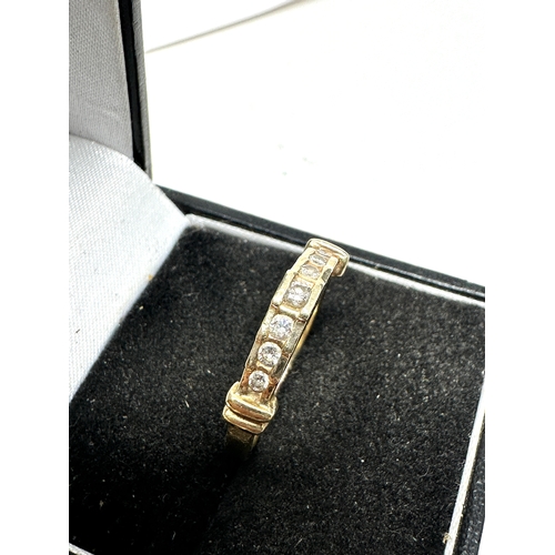 80 - 9ct gold diamond ring 0.25ct diamonds