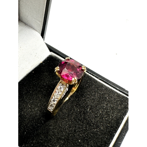 88 - Certificated 9ct gold Rhodolite Garnet & white Topaz ring C.O.A