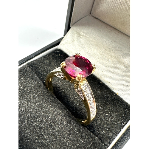 88 - Certificated 9ct gold Rhodolite Garnet & white Topaz ring C.O.A