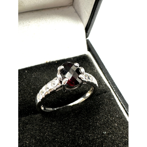 97 - Certificated 9ct gold Spessartite Garnet & white Topaz ring C.O.A