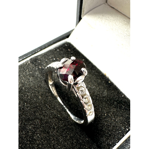 97 - Certificated 9ct gold Spessartite Garnet & white Topaz ring C.O.A