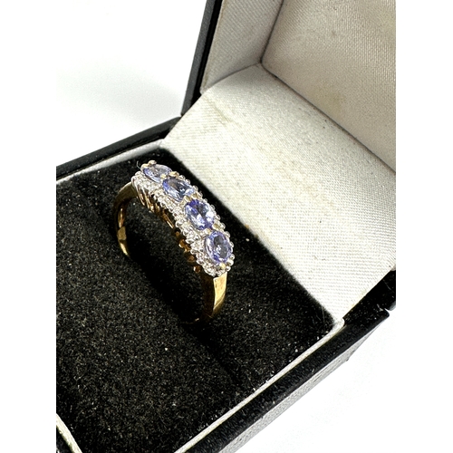 109 - 9ct gold Tanzanite & diamond ring