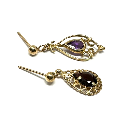 137 - 2 odd 9ct gold earring amethyst & garnet 1.5g