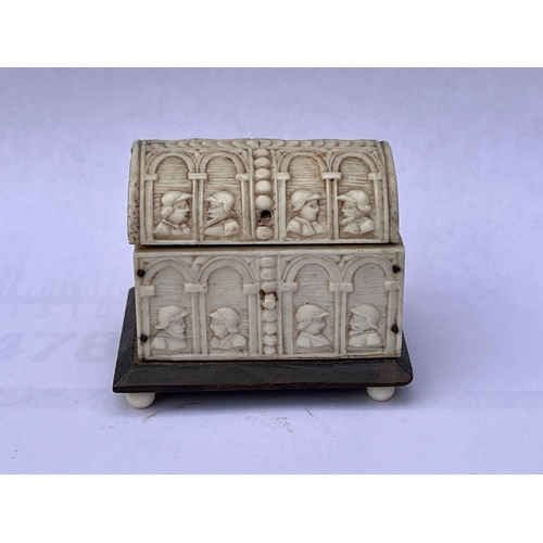 442 - Antique Miniature Grand tour bone Italian casket first half of the 19th century