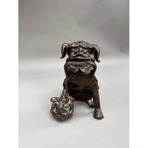 401 - 19th century chinese bronze Fu dog height 16cm