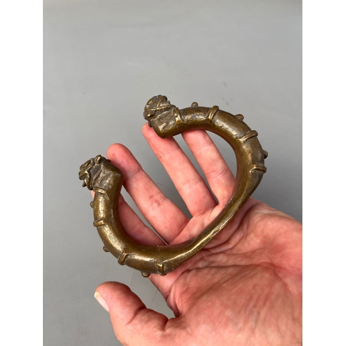 453 - Antique Tipu sultan period bronze handle with tigers head finials length 13cm