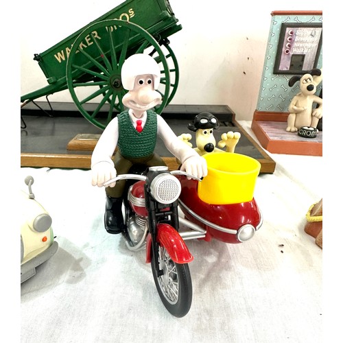 127 - Large selection of vintage and later toys includes Wallace And Grommit and a Walker bros wagon