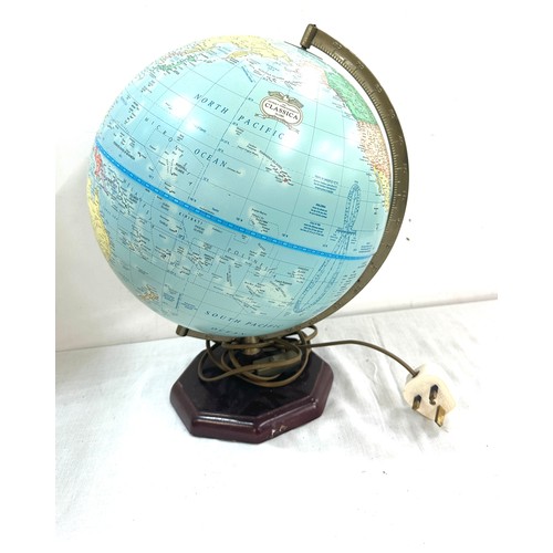 90 - The George cram company classic light up globe, untested