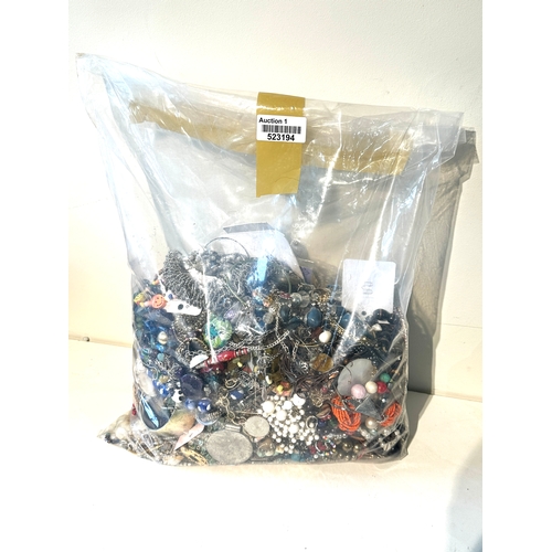 494 - 10kg UNSORTED COSTUME JEWELLERY inc. Bangles, Necklaces, Rings, Earrings.