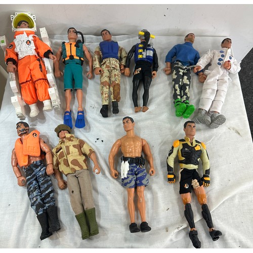 51 - Selection of 10 Retro 1994 action men figures with clothes and accessories