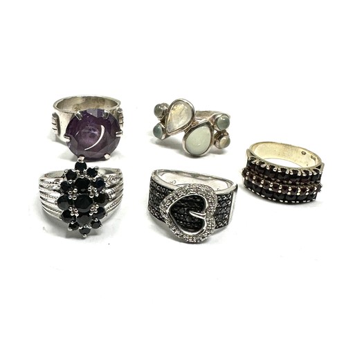 409 - 5 X .925 Dress Rings Including Synthetic Colour Change Sapphire, Diamond (36g)