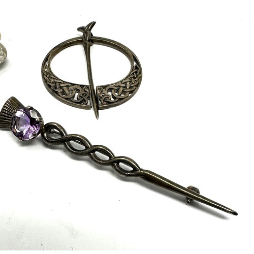 391 - 4 X .925 Scottish Design Brooches Including A Pennanular And Luckenbooth (32g)