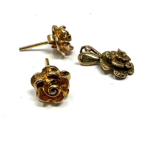 354 - 2 x 9ct gold floral pendant & stud earrings (2.5g)