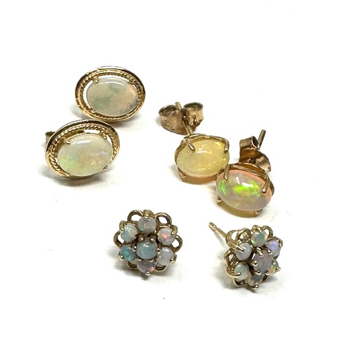 332 - 3 x 9ct gold white opal stud earrings (3.8g)