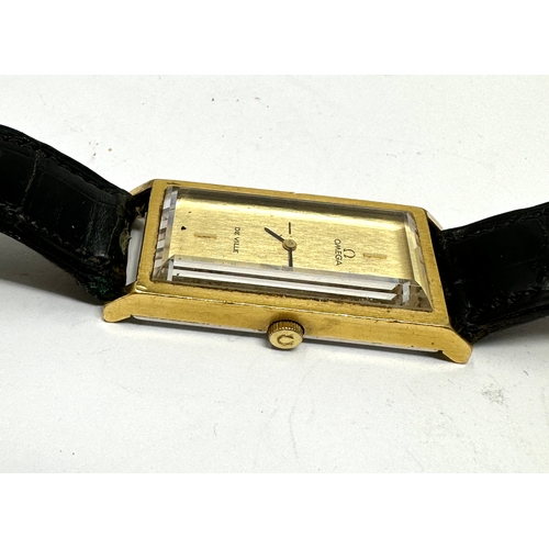 463 - Vintage Gents Omega de ville wristwatch the watch is ticking  omega leather strap