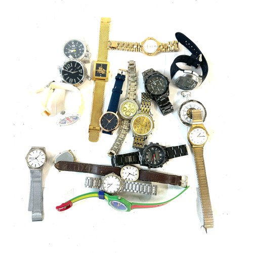 564 - Large selection of assorted watches, all untested