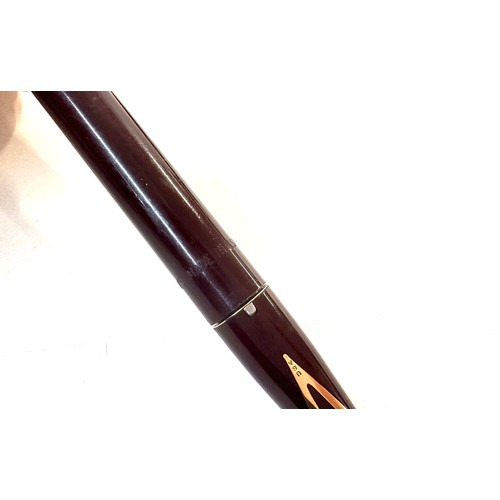 493 - Sheaffer triumph burgundy fountain pen with 14k nib. Made in USA. Clip is in over all good working o... 