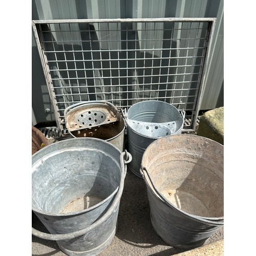 100E - Two galvanised mop buckets, two galvanised buckets and a soil shaker