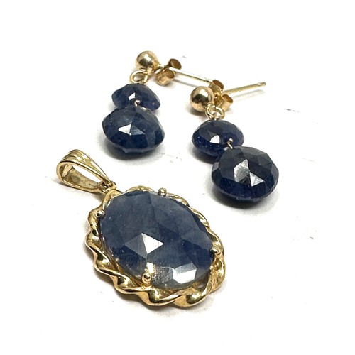 100 - 9ct gold sapphire earrings and pendant set (6g)