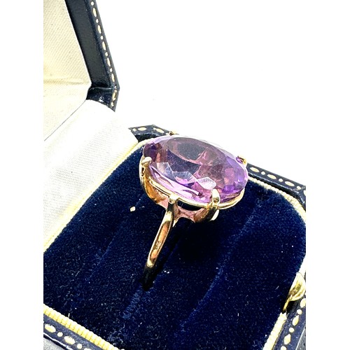 127 - 14ct gold amethyst ring (5.7g)