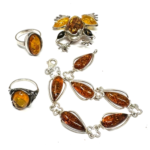 457 - 4 X .925 Amber Set Jewellery Including A Frog Brooch (27g)