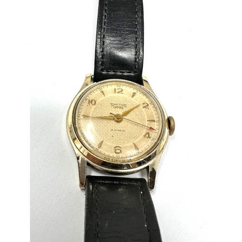 475 - Vintage gents  Smiths Empire wrist watch hand winding the watch is ticking