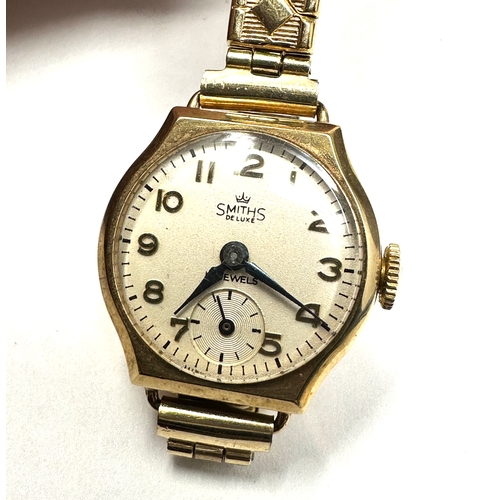 468 - Vintage Ladies 9ct gold cased Smiths deluxe  wrist watch  hand winding the watch is ticking