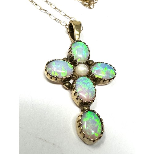 175 - 9ct Gold Opal And Pearl Set  Cross Pendant Necklace (3.1g)