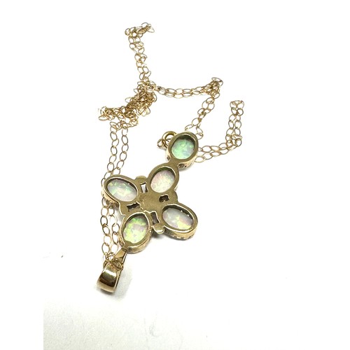 175 - 9ct Gold Opal And Pearl Set  Cross Pendant Necklace (3.1g)