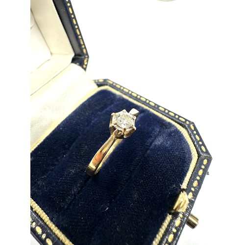 358 - 9ct Gold Diamond Ring (1.8g) 0.15ct diamond