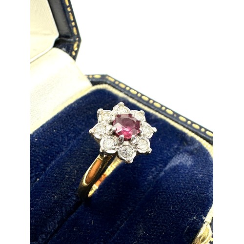 157 - 18ct Gold Vintage Ruby And Diamond  Ring (3.3g)