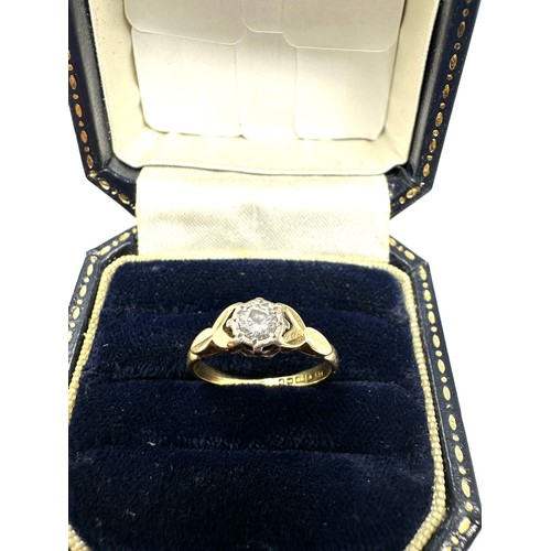 353 - 18ct Gold Diamond  Ring (2.2g) 0.26ct diamond