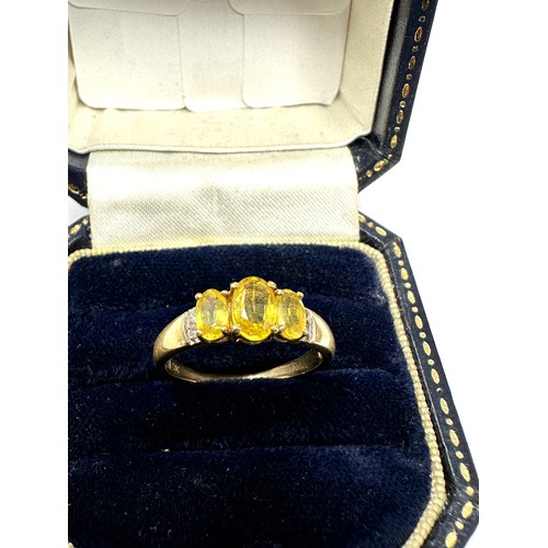 359 - 9ct Gold Diamond & Yellow Sapphire Set Ring (1.9g)