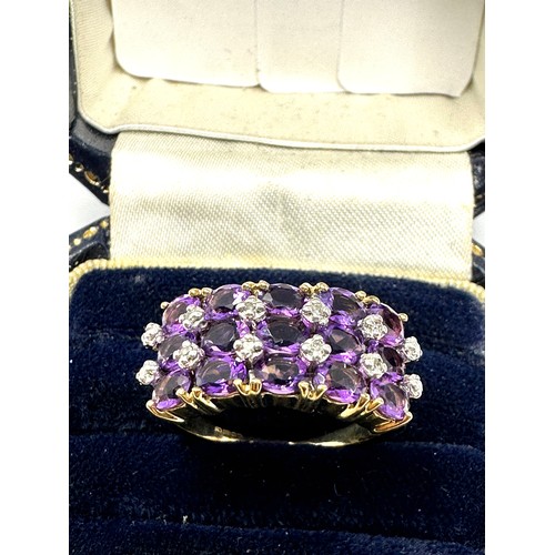 239 - 9ct  Gold Amethyst And Diamond  Ring (4g)