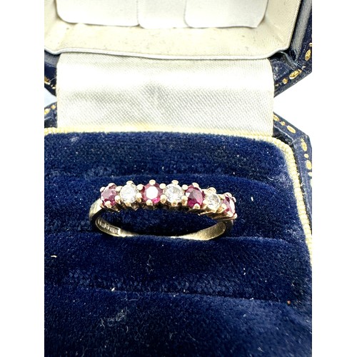 201 - 9ct Gold Diamond And Ruby Ring (1.6g)